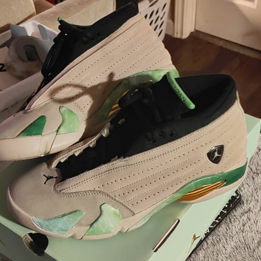 WMNS AIR JORDAN 14 RTE LOW SP